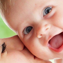 Babyartikel Babybekleidung